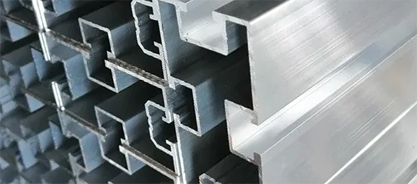 Profil aluminiowy do montażu fotowoltaiki